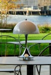 Lampa stołowa przenośna PANTHELLE V3 160 chrom opal-niebiesko-szary - LED 2.5W 2700K IP44 - LOUIS POULSEN