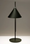 Lampa stołowa YUH czarna - LED, 2700K, 10W, IP20 - LOUIS POULSEN